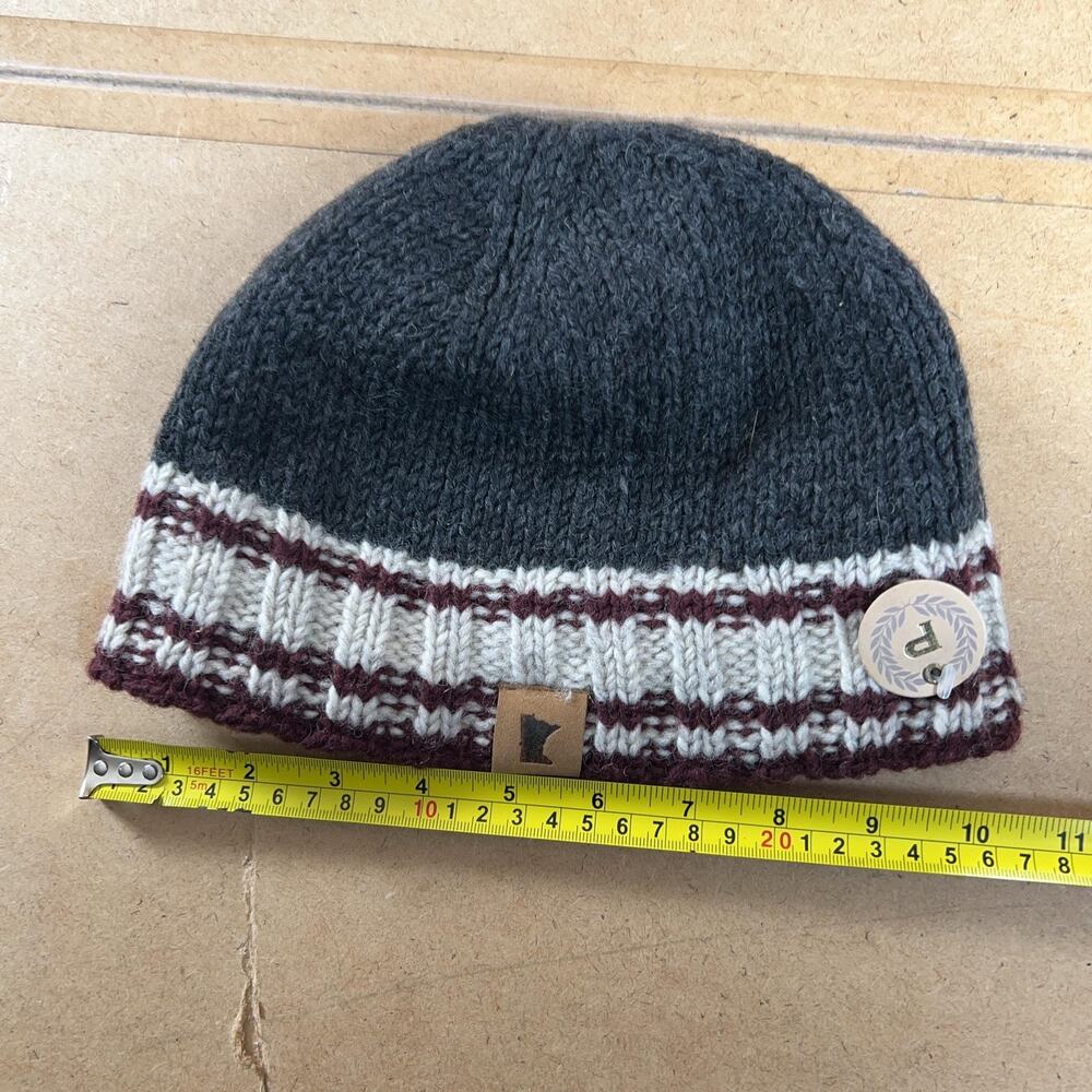 Laundromat Beanie Hat Mens One Size Gray Striped Lined Insulated Wool Canada - Picture 2 of 6